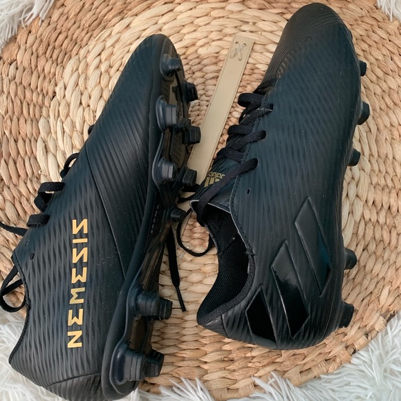 nemeziz 19.4 flexible ground cleats